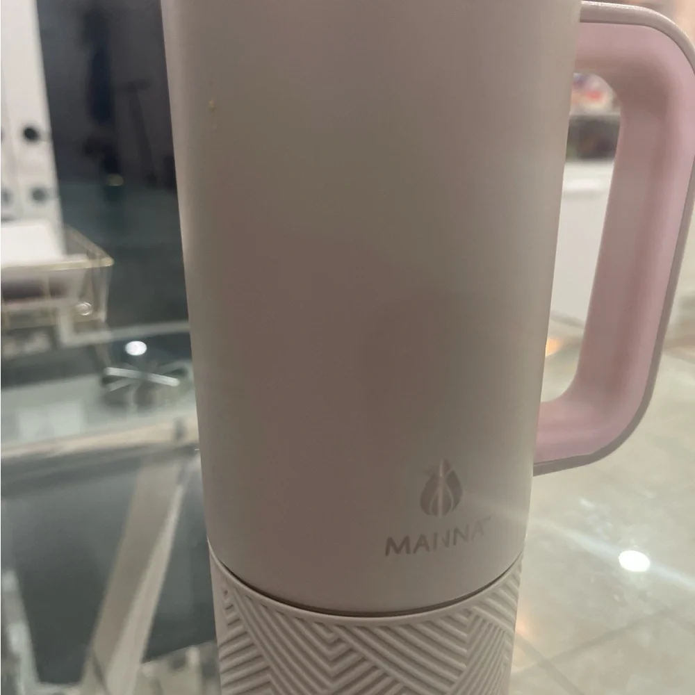 Anna Cream and Pink Insulated Mug - Picture 3 of 6